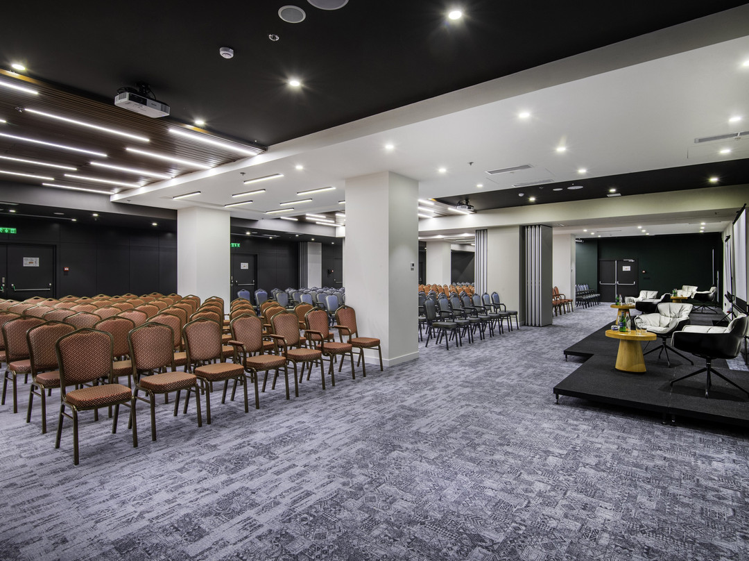 Holiday Inn Yerevan - Republic Square By IHG主图