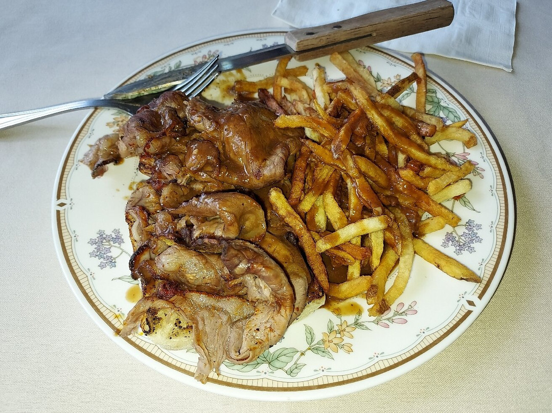 Ate O Ate at Shephard Hills