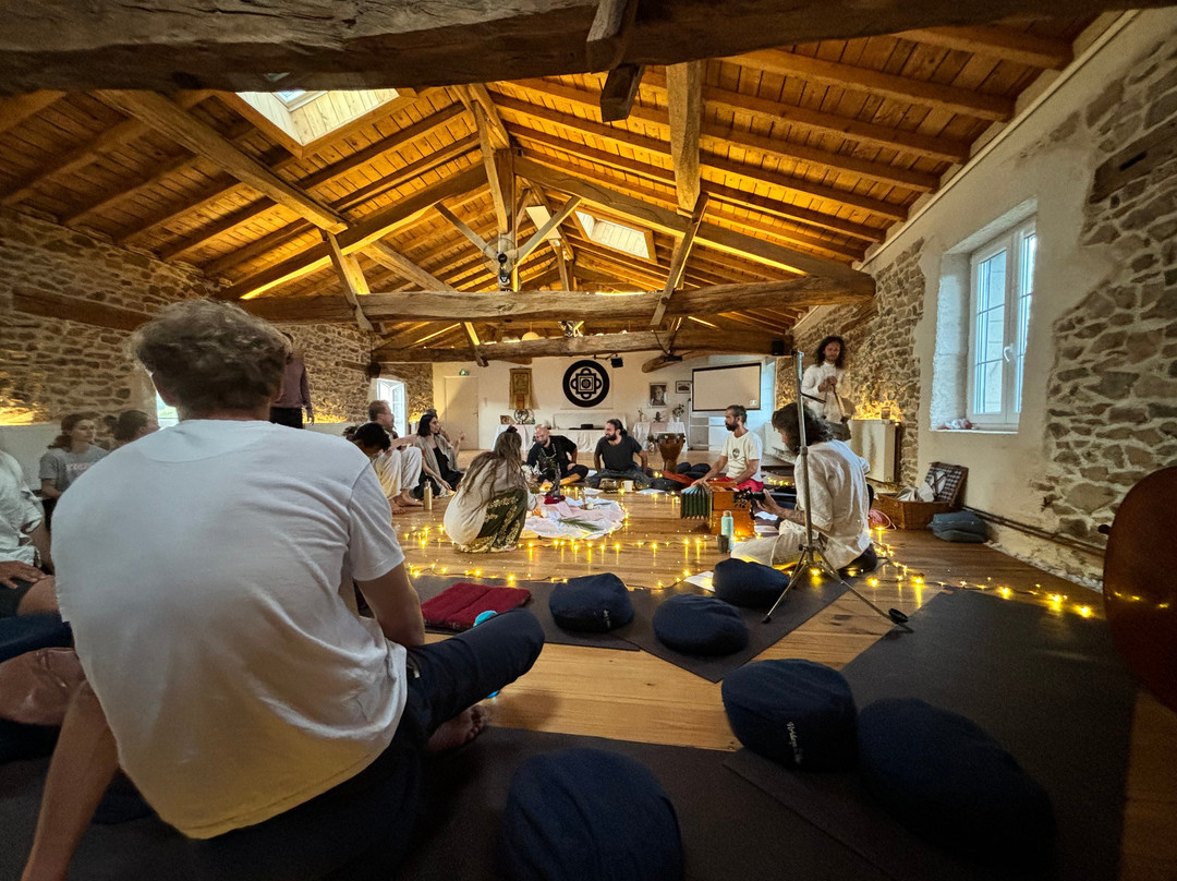 Hridaya Yoga France景点图片