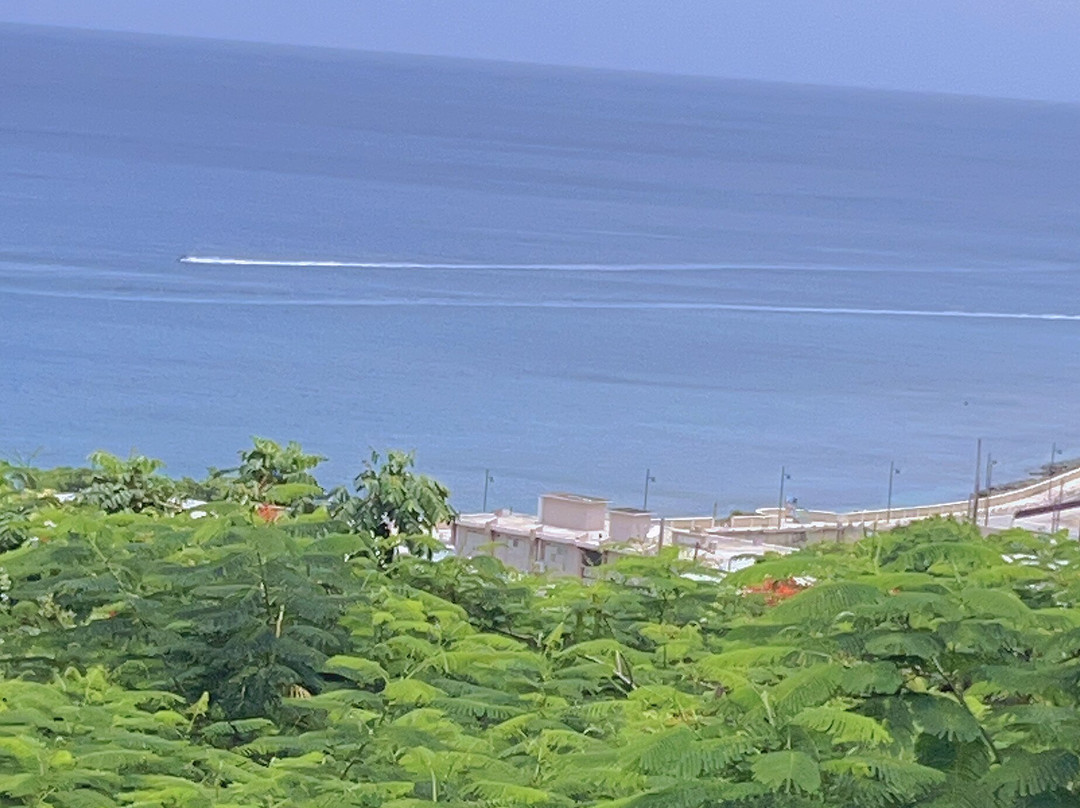 Playa Rompe Olas-Aguadilla必去景点