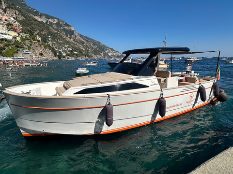 Restart Boat-索伦托必去景点