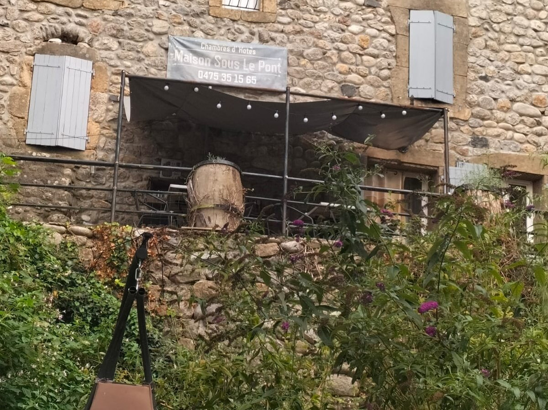 Maison Sous Le Pont主图