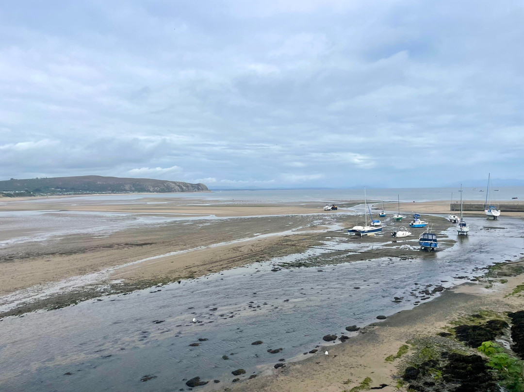 Abersoch Harbour Beach景点图片