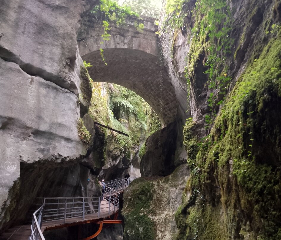 杜费里峡谷景点图片