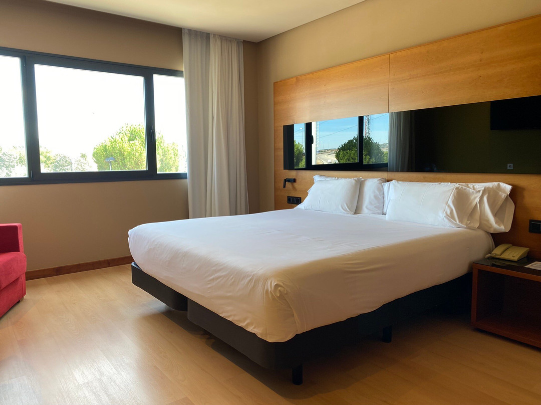 HQ La Galeria Hotel主图