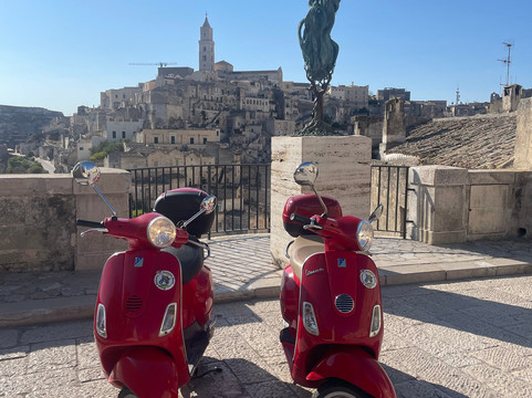 Road Runner Scooter Rent-奥斯图尼必去景点