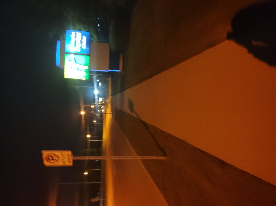 Holiday Inn Express & Suites Milwaukee Airport By IHG主图