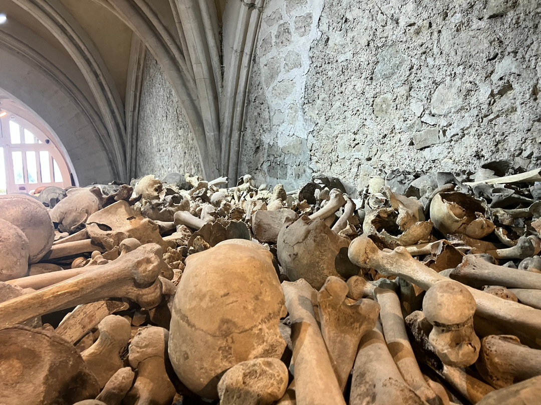 Hythe Ossuary景点图片