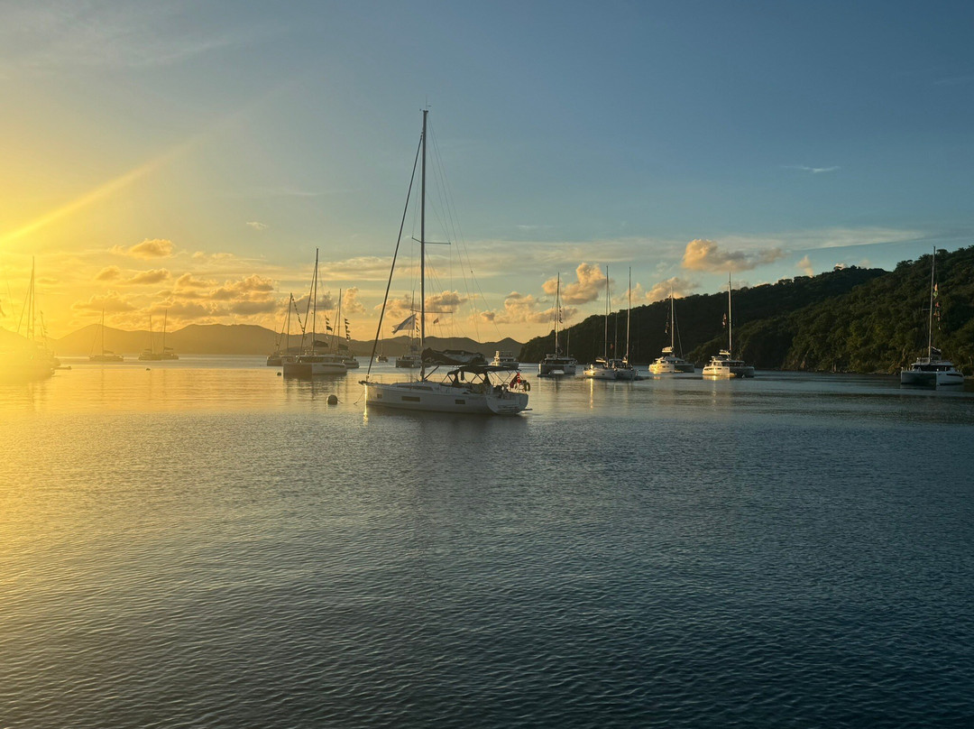 Offshore Sailing School景点图片