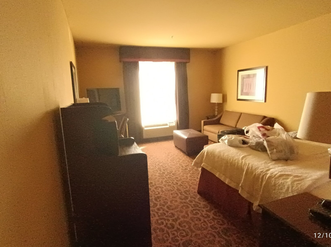 Hampton Inn & Suites Mission主图