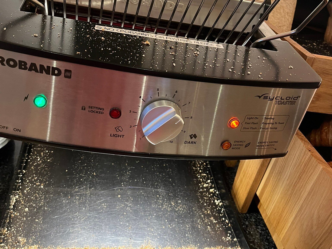 伦敦萨顿假日酒店主图