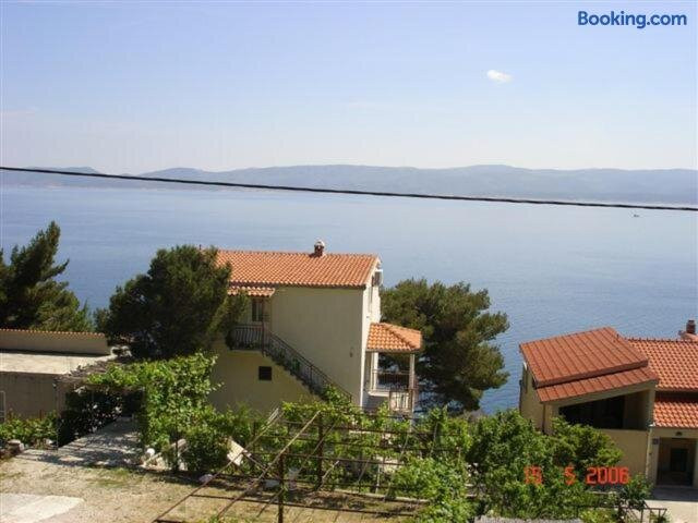 Apartmani Lucic