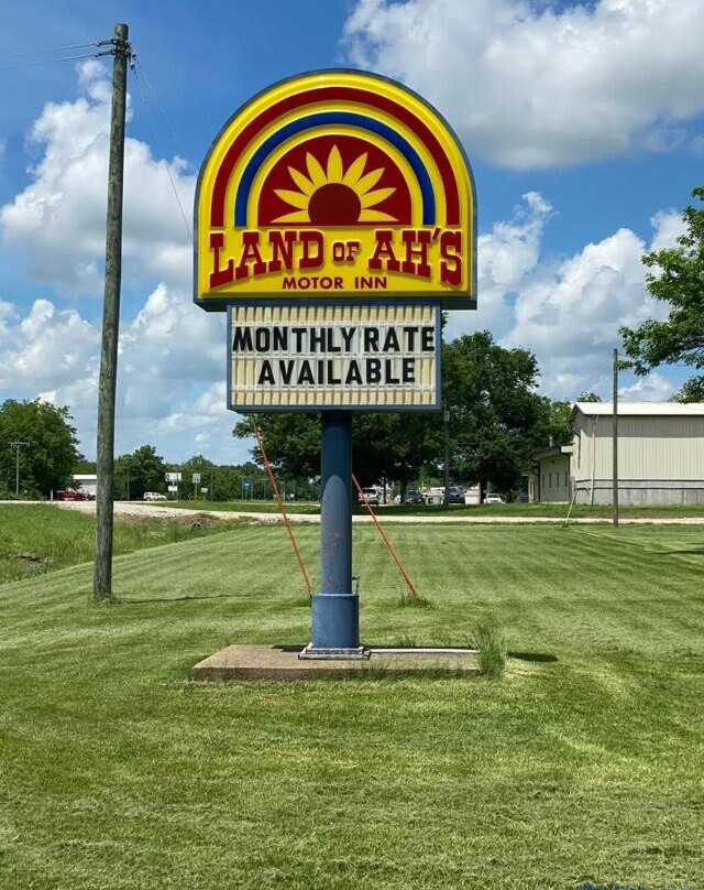 Land of AH's Erie KS Hwy 59