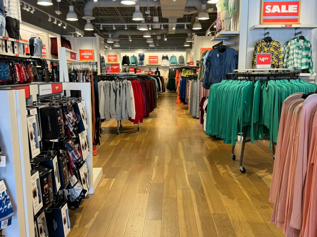 Tanger Outlets Branson-布兰森必去景点