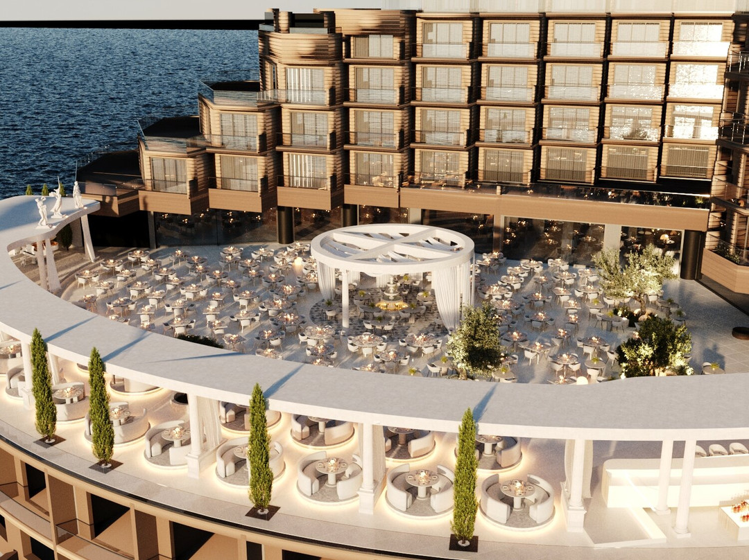 Qlusive Hotel