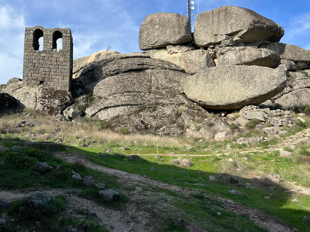 Castelo de Monsanto景点图片