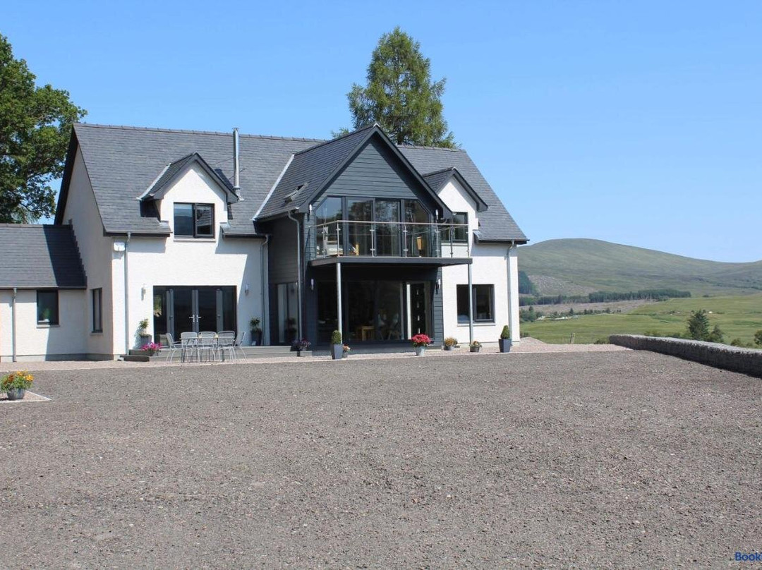 Stag Lodge