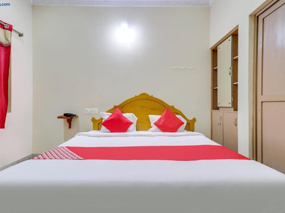 Hotel O K7 Lodge