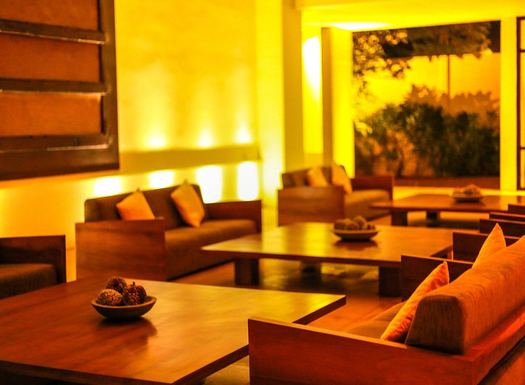 Grand Beach Hotel主图