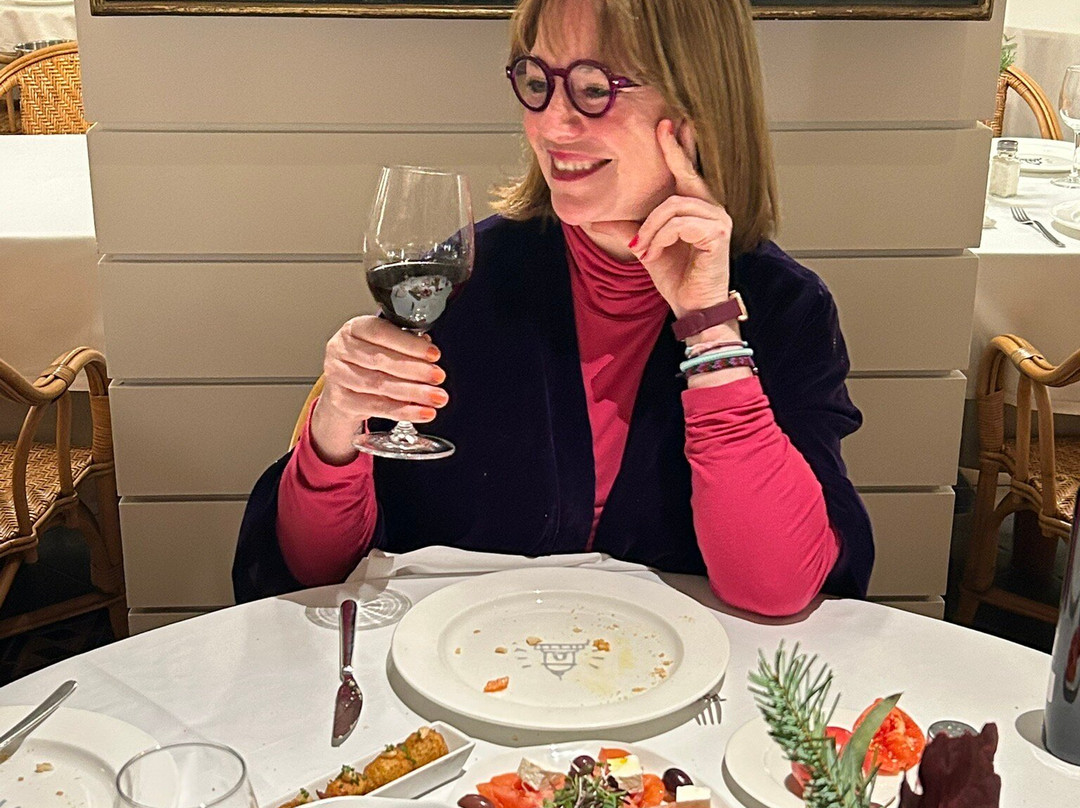 El Far Hotel Restaurant主图