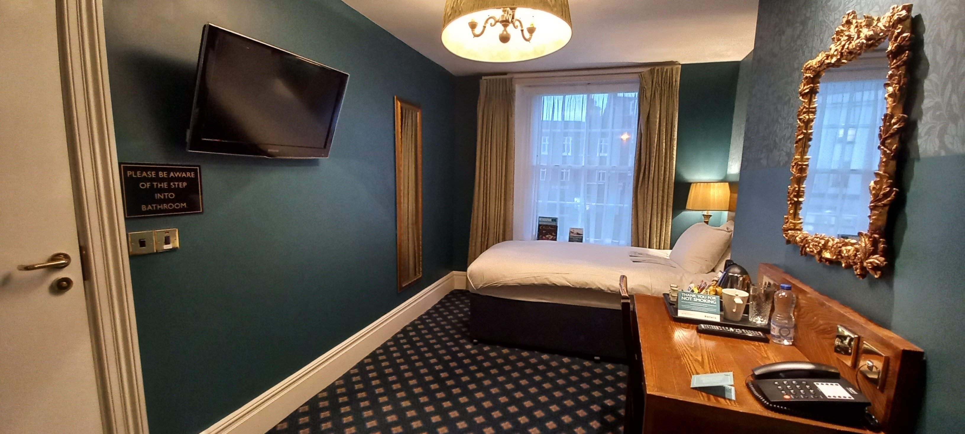 The Swan Hotel - JD Wetherspoon-客卧
