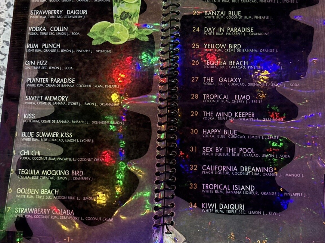 Khaolak Landing Bar景点图片
