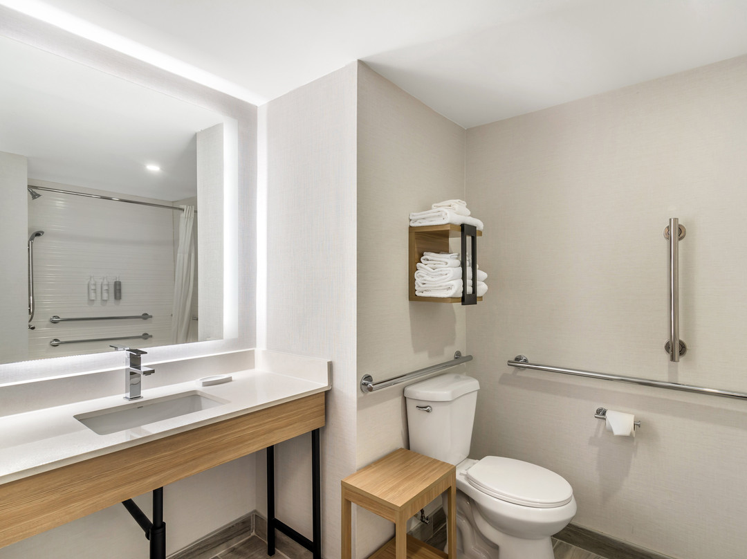 亚特兰大-斯托克布里奇欢朋酒店主图