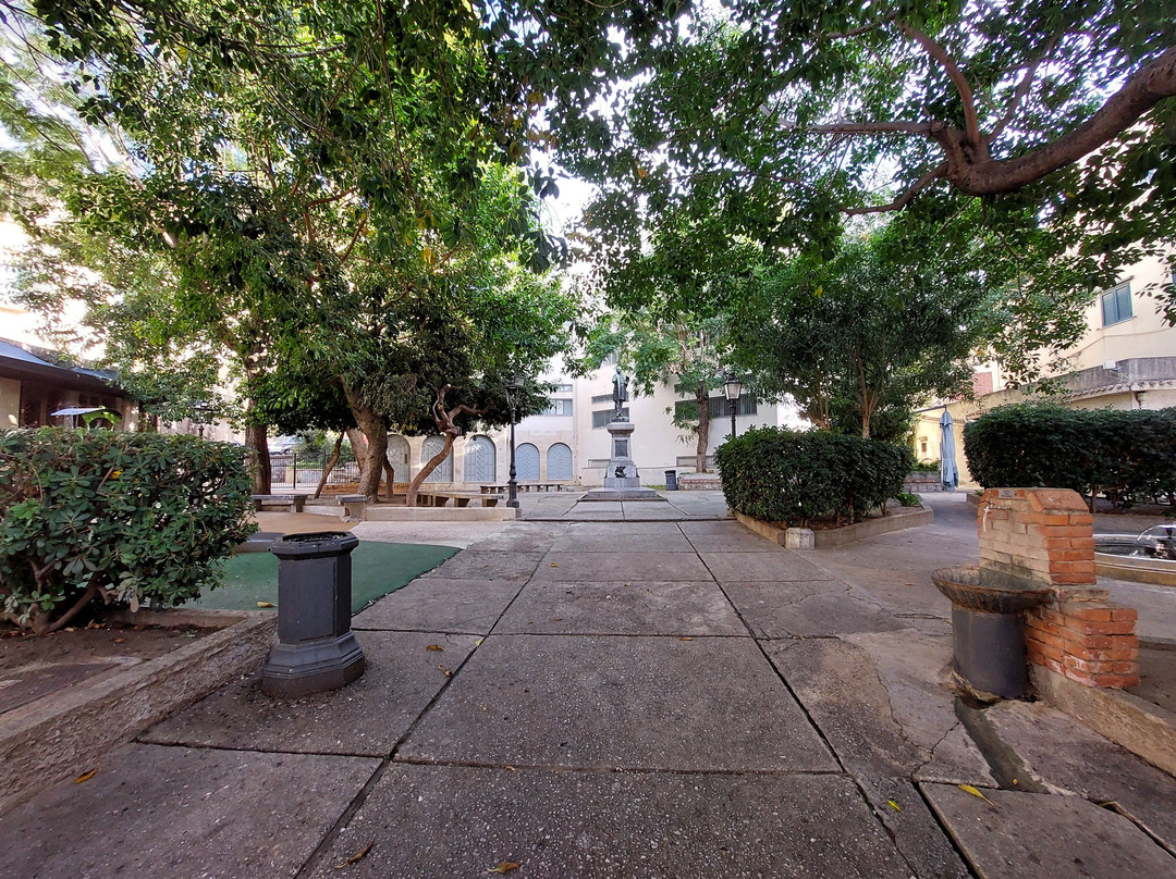 Villa Comunale-切法卢必去景点