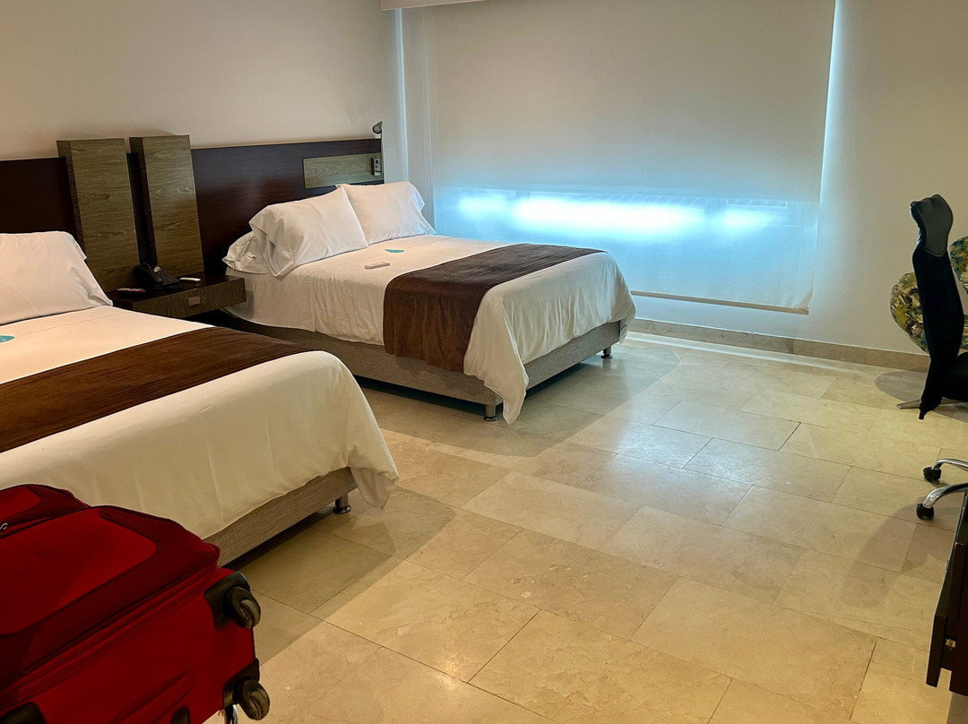 Hotel Washington Plaza主图