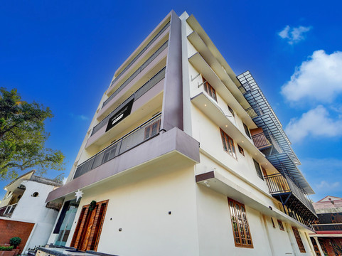 Super Townhouse Kalady Near Airport