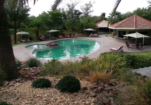 Mercure Hotel Windhoek-泳池