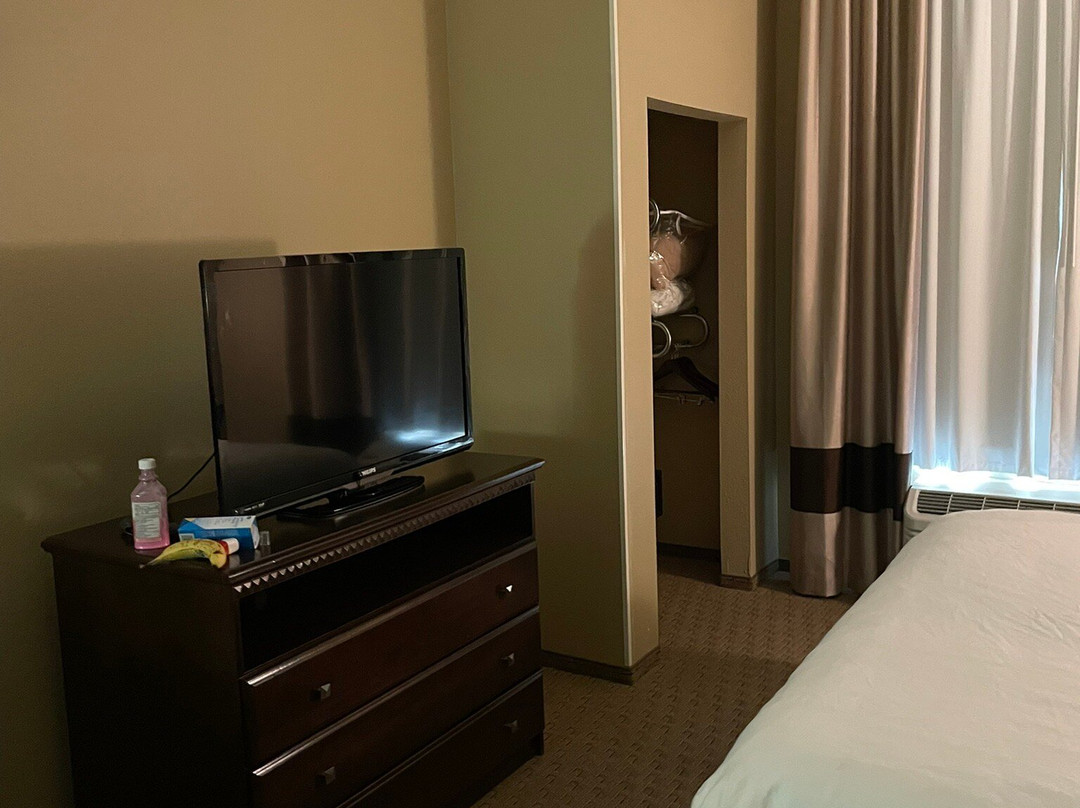 Comfort Suites Marietta Parkersburg主图
