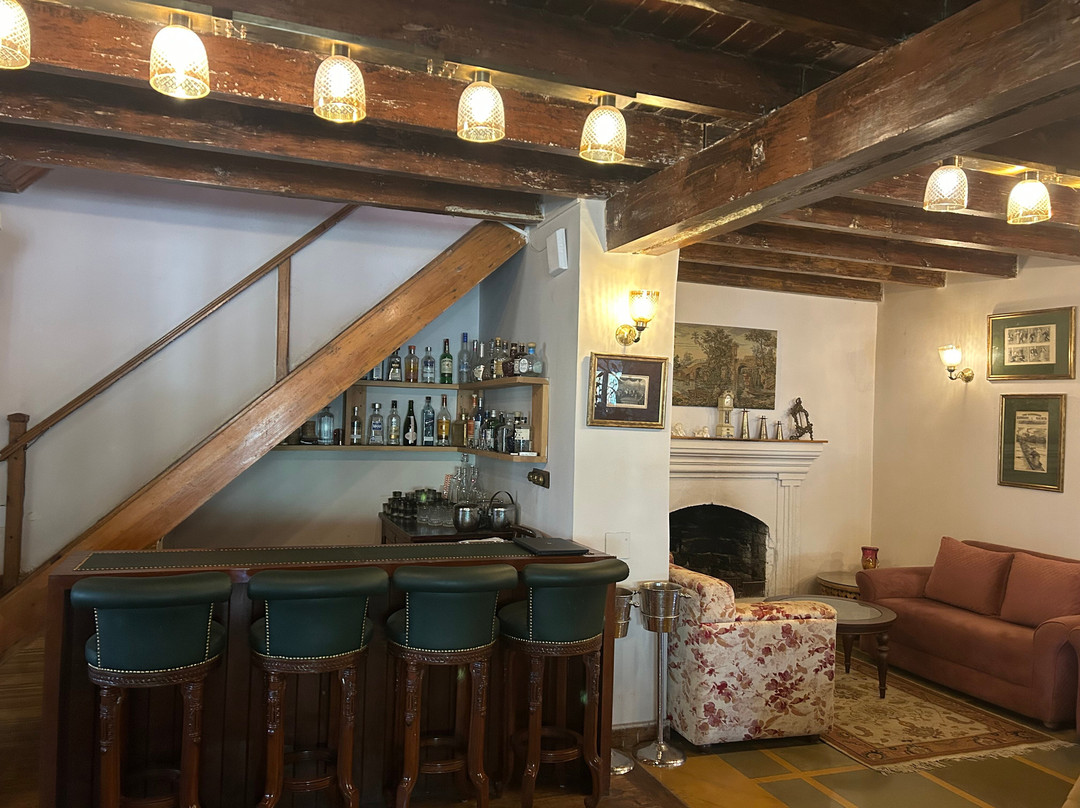 Blue Book at Gethia, Nainital主图