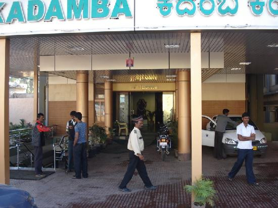 Hotel Kadamba Comforts主图