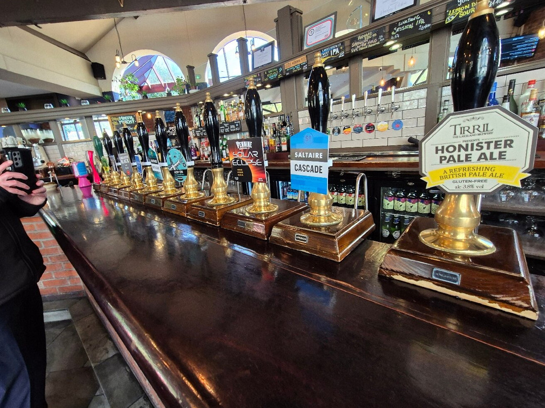 Lancaster And Penny Street Basin景点图片