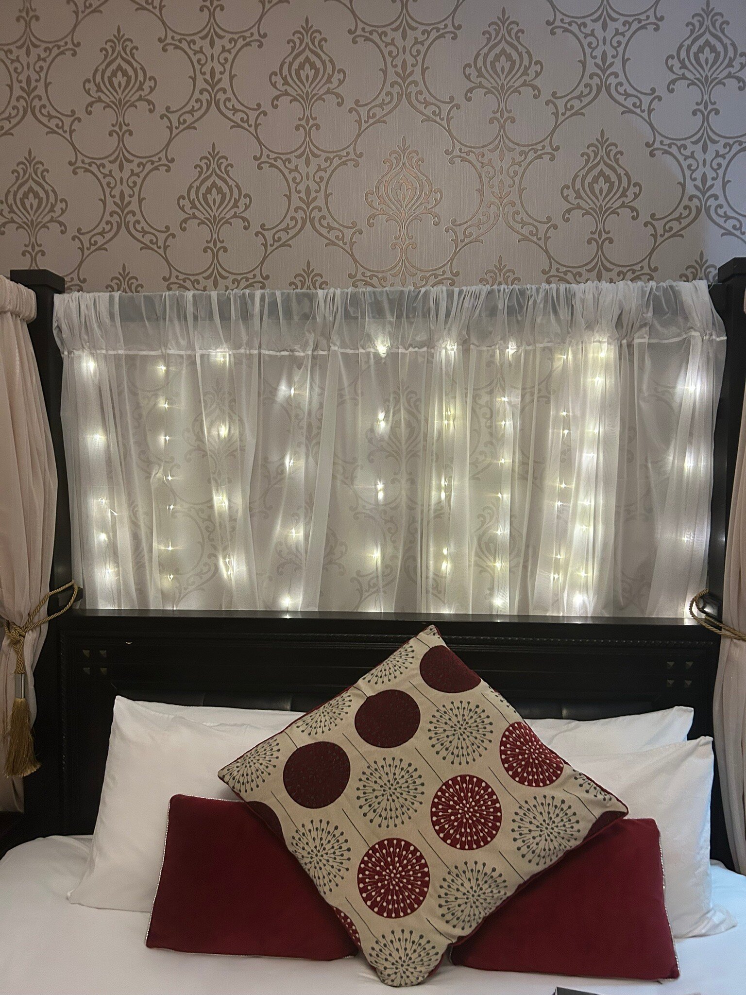 The Fox and Hound Hotel-官方