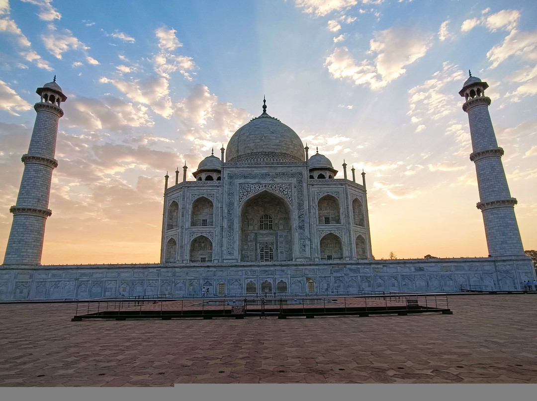 India 4 Wheel Drive-新德里必去景点