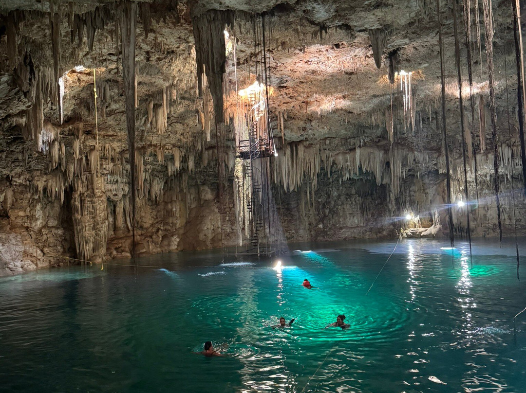 Cenote Palomitas-巴利亚多利德必去景点