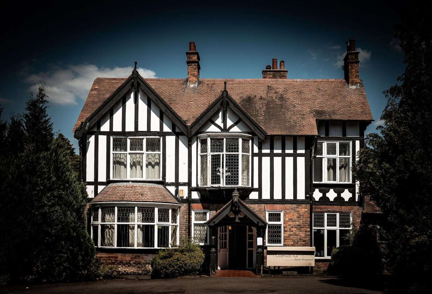 Oaklands Hotel-官方
