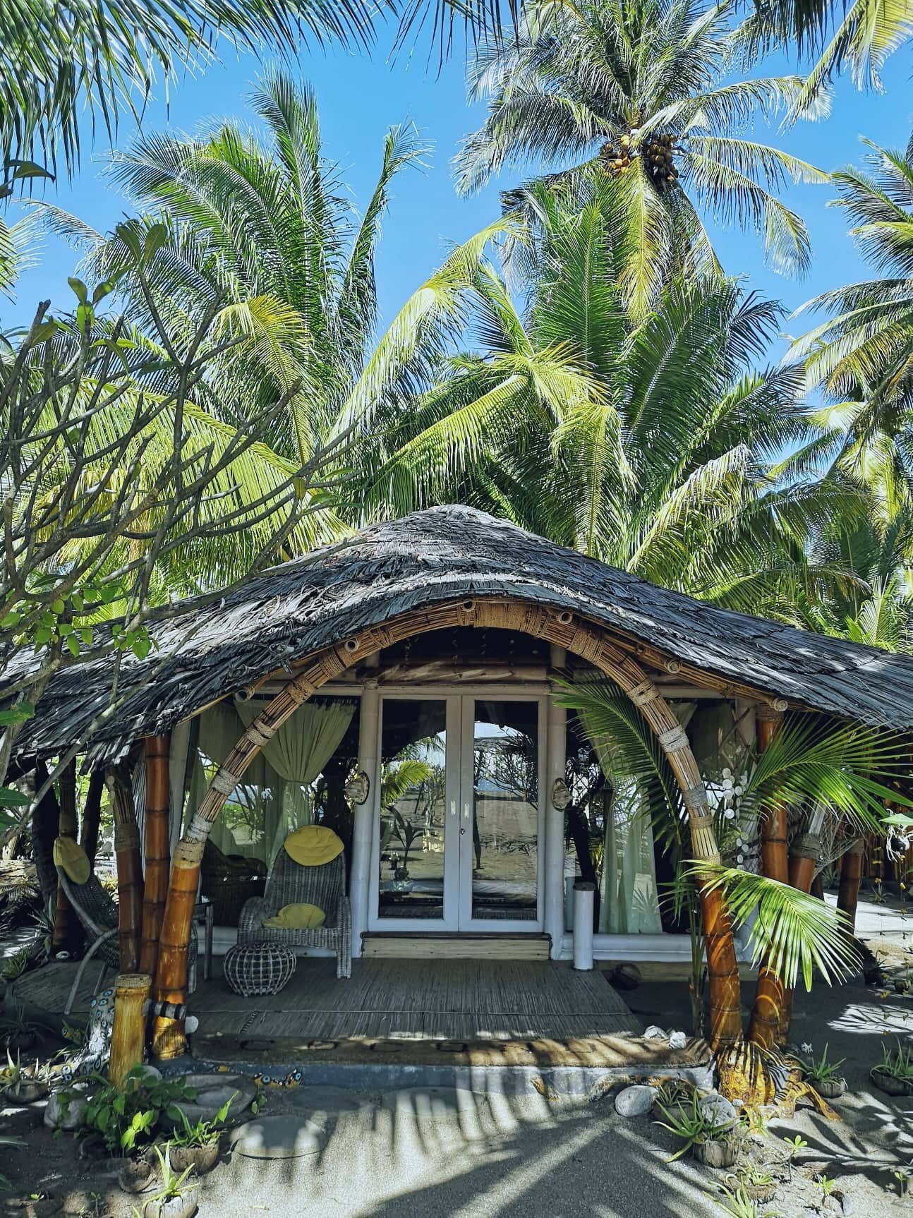 Coconut Garden Beach Resort-官方