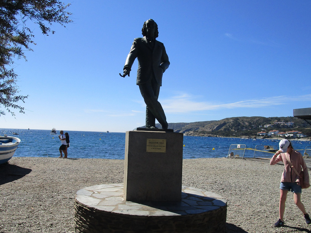Salvador Dali Statue景点图片