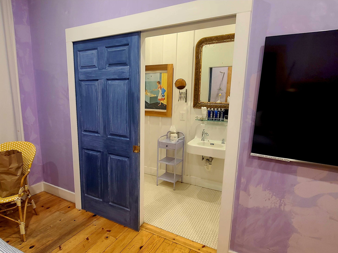 Metro Hotel & Cafe主图