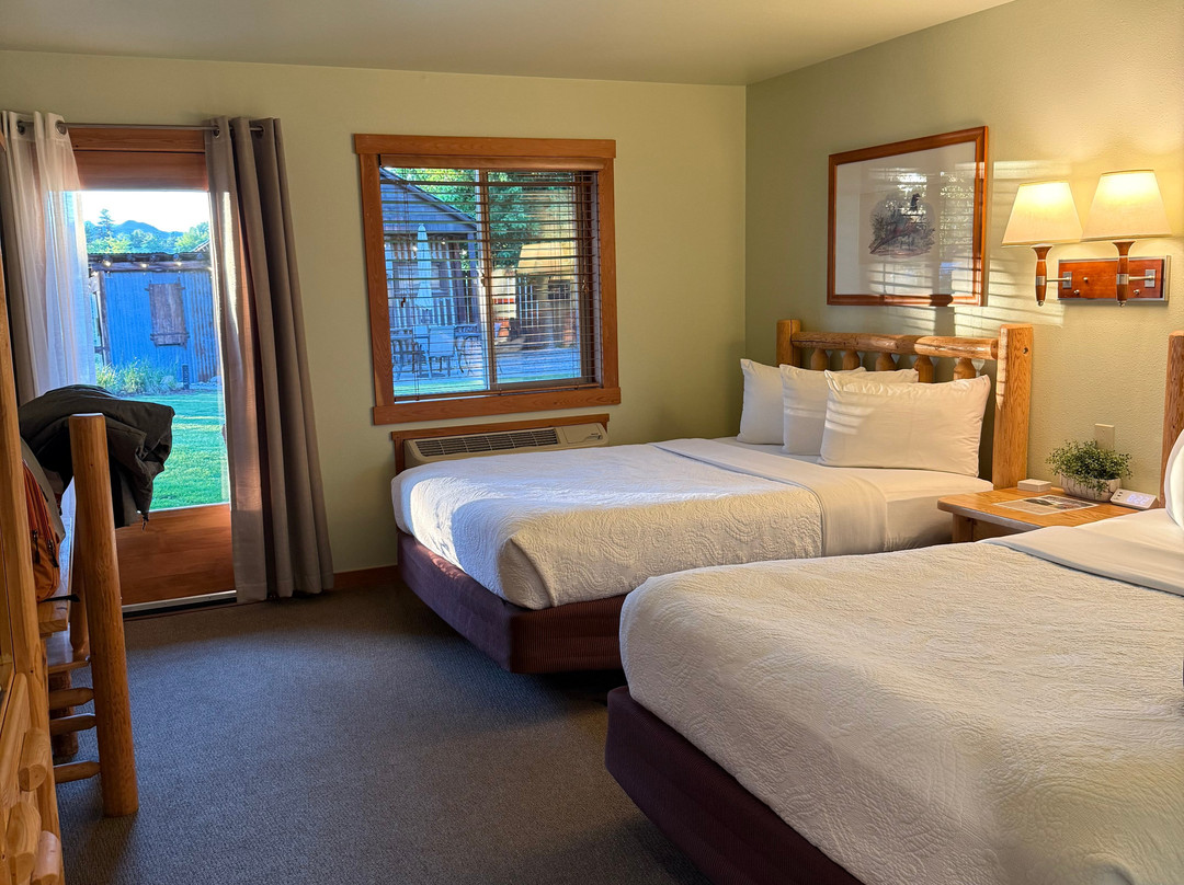 加德纳山宾馆主图