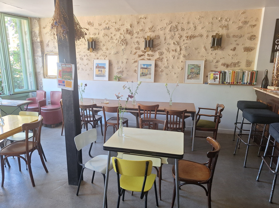 Cafe La Perrière