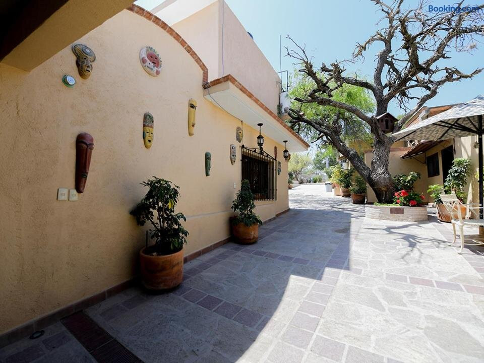 Posada Las Reynas的Rotamundos