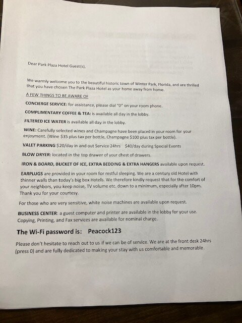 Park Plaza Hotel主图