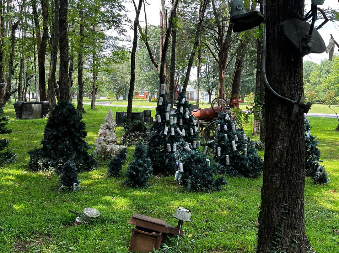 Apple Valley Hillbilly Garden and Toyland-Calvert City必去景点