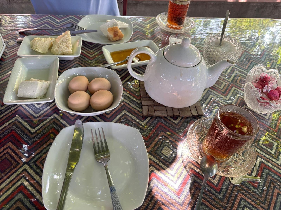 Qədim Nuxa Hotel & Restaurant