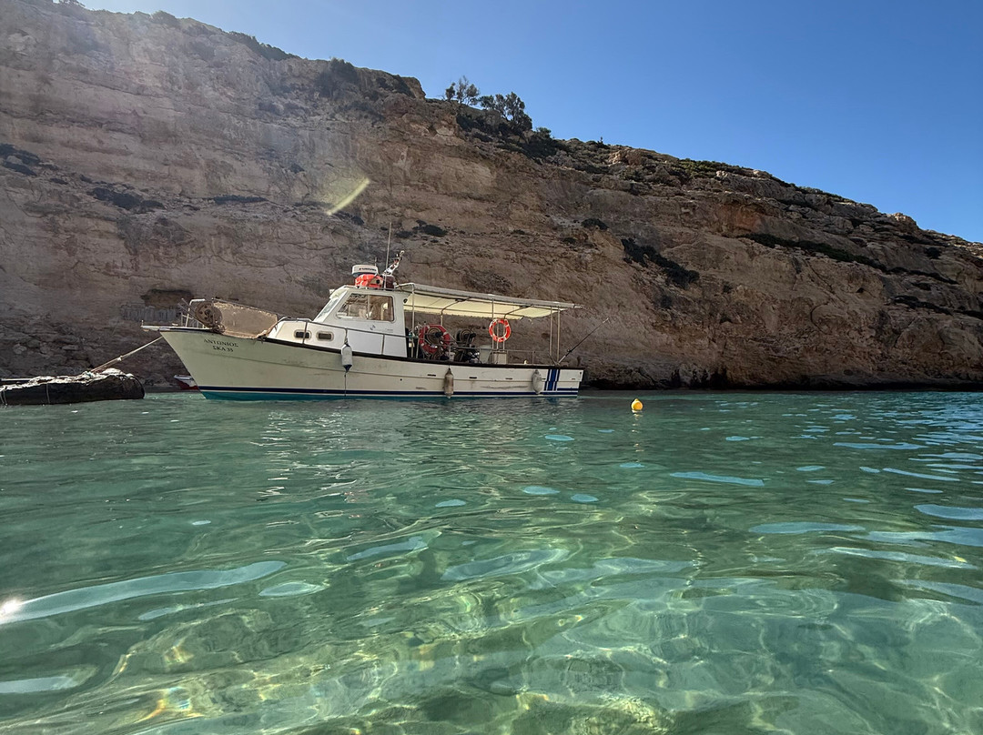 Antonios Boat Tours-Kaloi Limenes必去景点