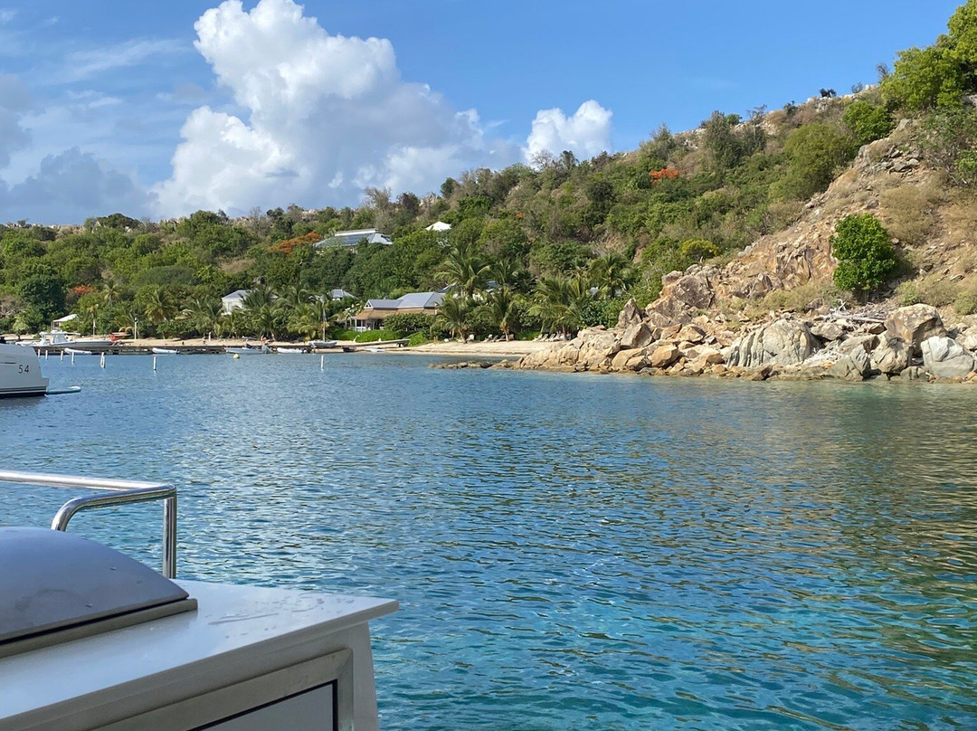 Voyage Charters-托土拉必去景点